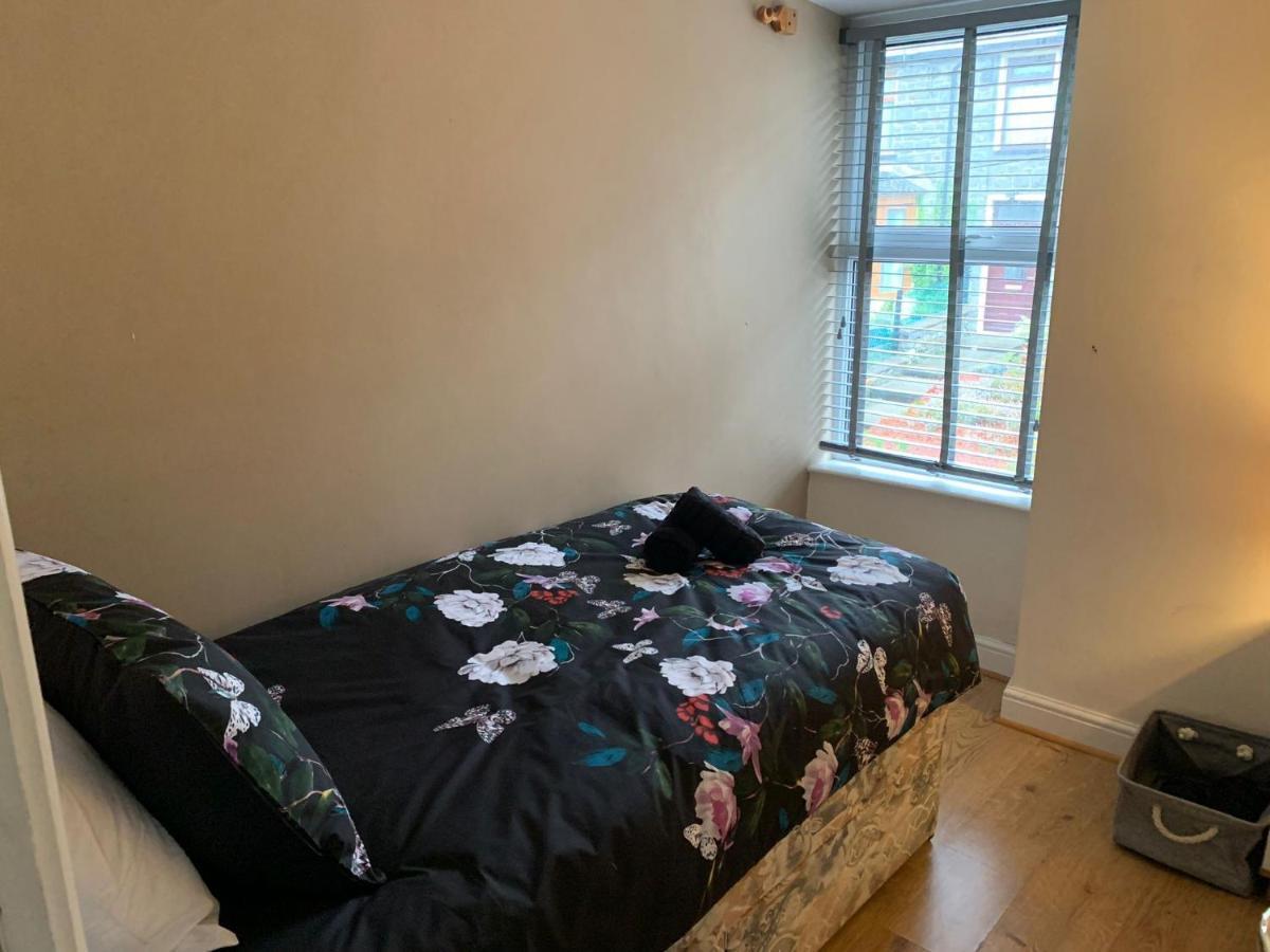 Cosy Cottage In Picturesque Snowdonia With Stunning Views Of The Moelwyn Mountains Blaenau Ffestiniog Exterior foto